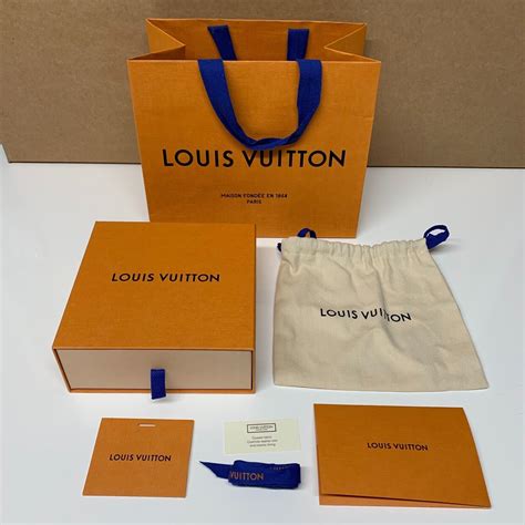 louis vuitton package bag